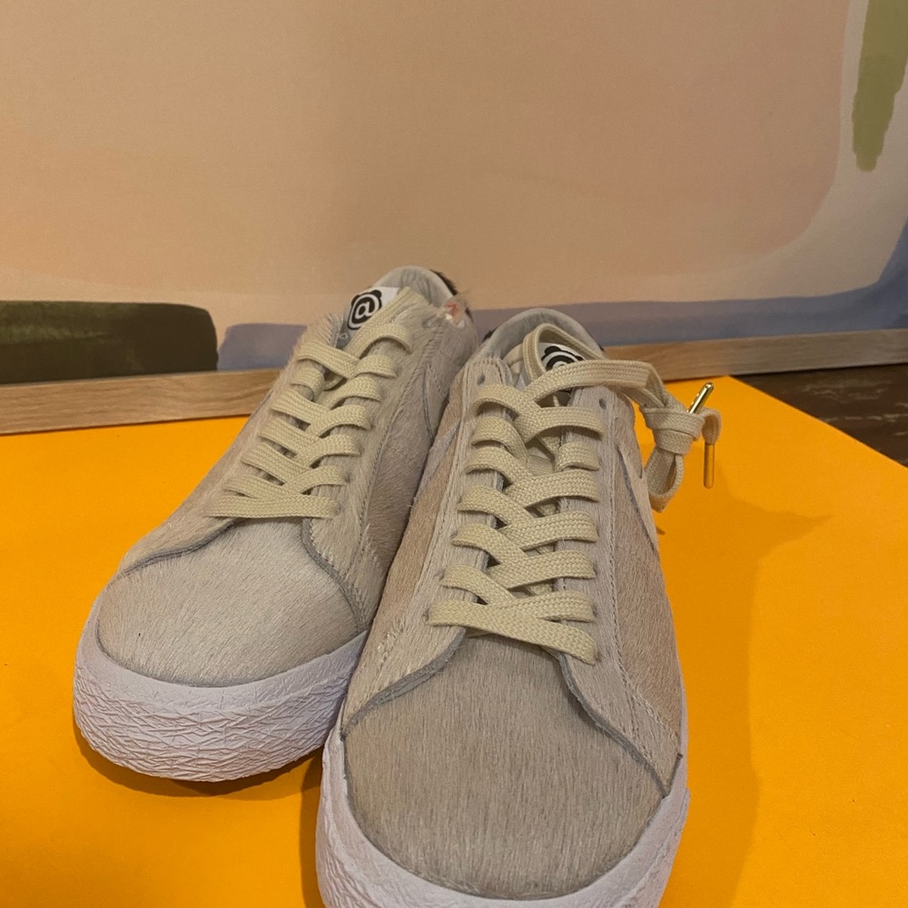 Nike Beige Low-Top Sneakers